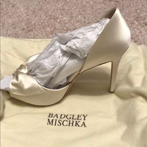 Badgley Mischka Shoes